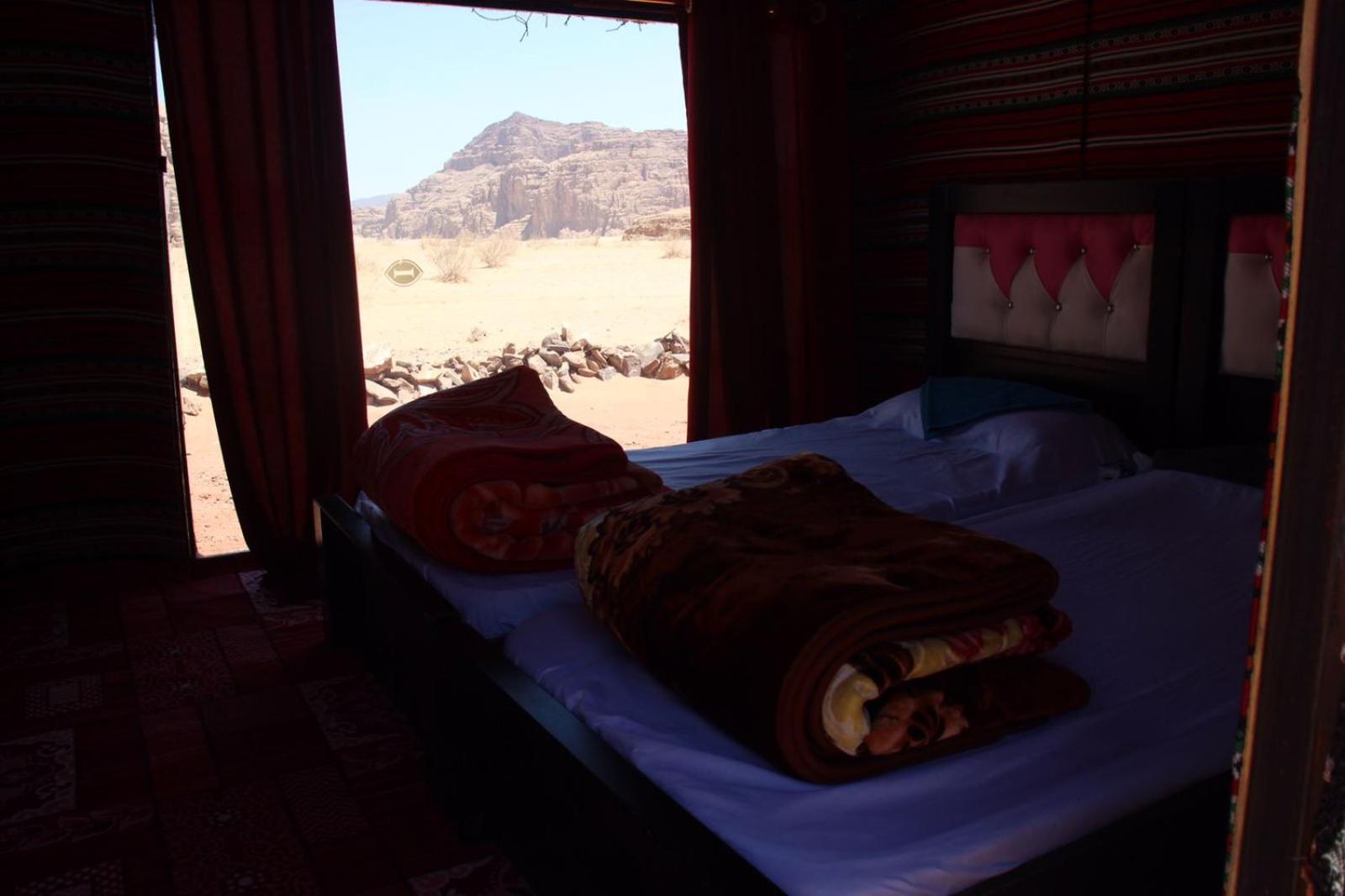 Merry Land Wadi Rum Camp Hotel Exterior photo